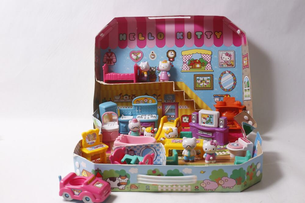 2014 Sanrio Japan Hello Kitty Big House Playset With Figures ~ 260826-WH 21